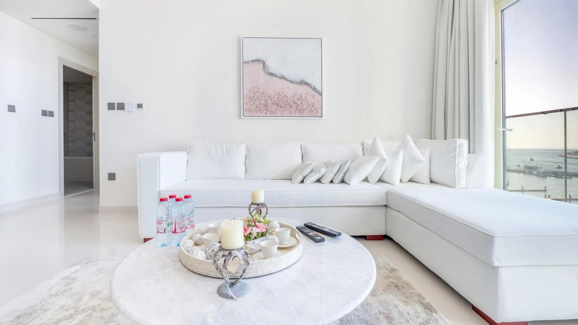 Elegant 1Br Apartment With Sea View And Free Beach Access Dubaj